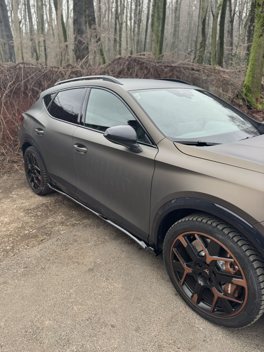Gloss Sideskirt Aero blades for Cupra Formentor Facelift - Image 9