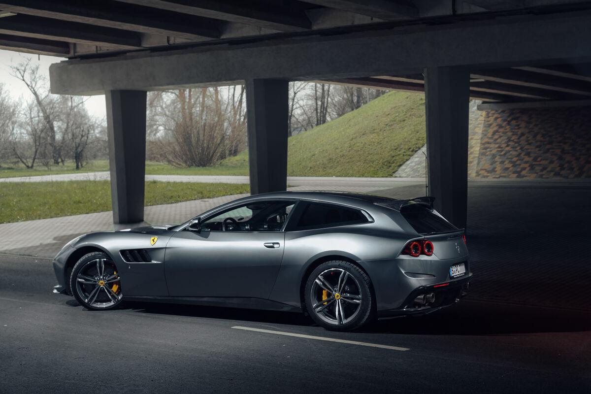 Carbon Sills Sideskirts set for Ferrari GTC4Lusso - Image 5