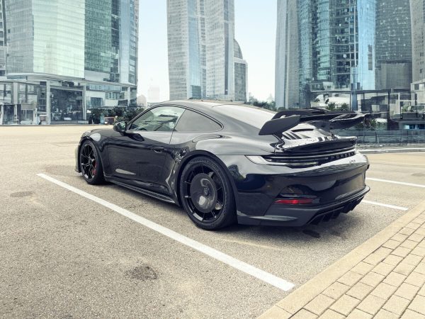 Aerodynamic aero disc set rear wheel discs covers for the Porsche 992 GT3 - Image 10