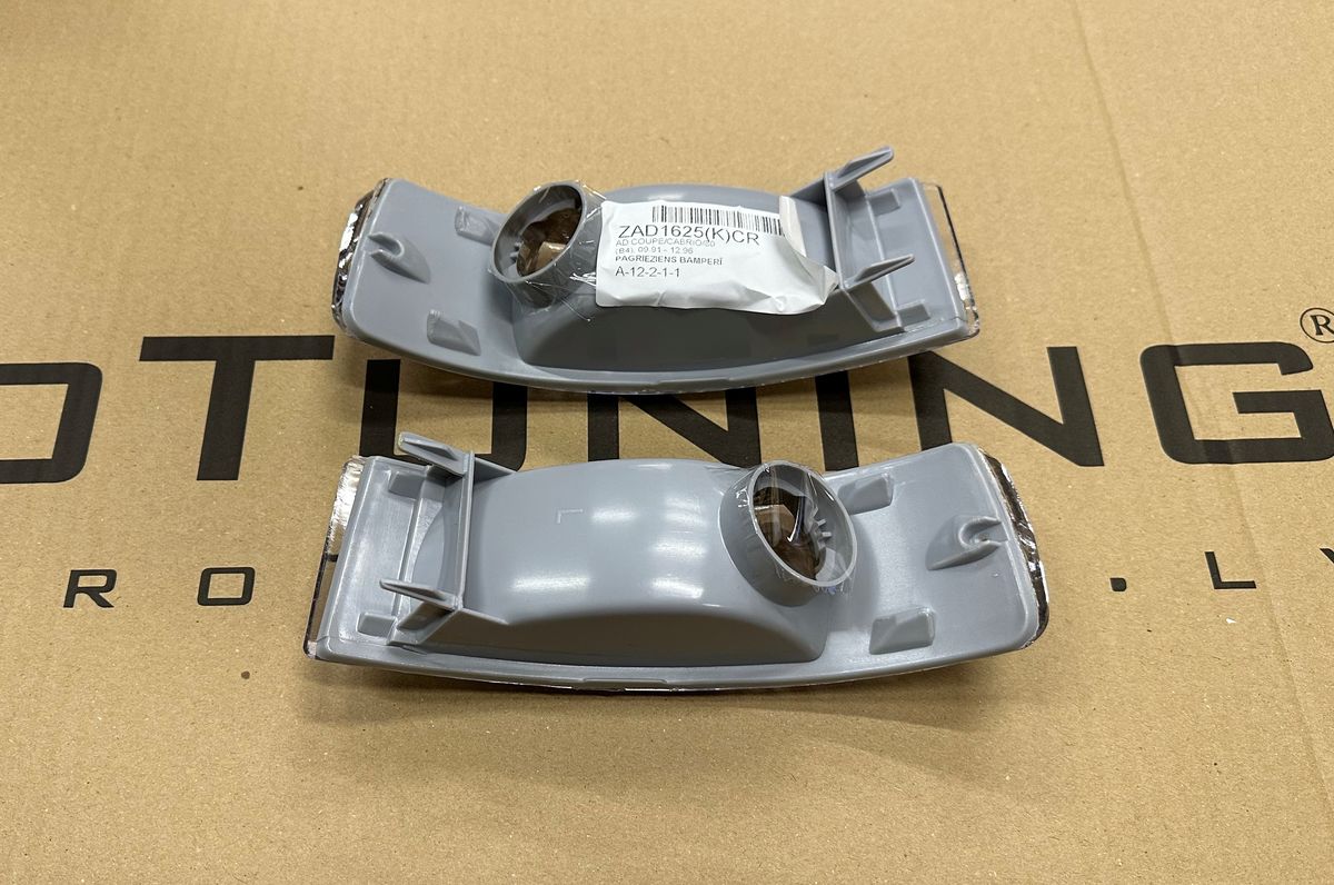 OE Look White Front Bumper Turn signals/ Indicators For Audi 90,80 B3+B4 - Image 3