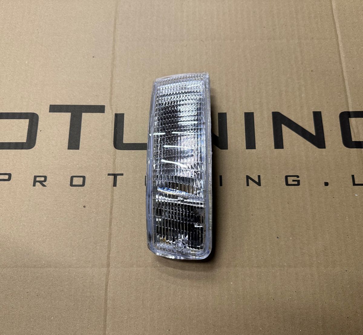 OE Look White LEFT Front Bumper Turn signal/ Indicator For Audi 90,80 B3+B4 - Image 2