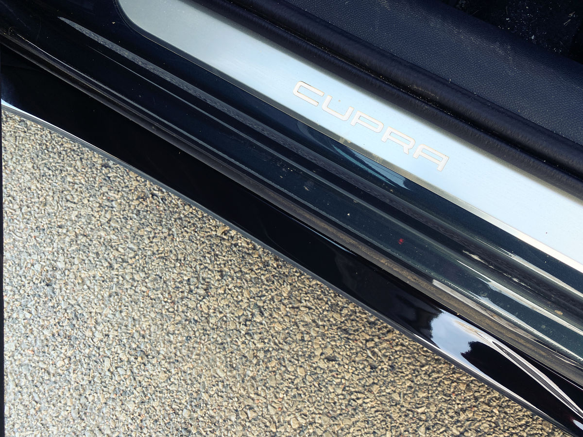 Gloss Sideskirt Aero blades for Cupra Formentor - Image 2