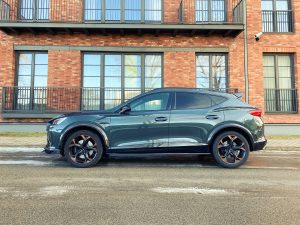 Gloss Sideskirt Aero blades for Cupra Formentor