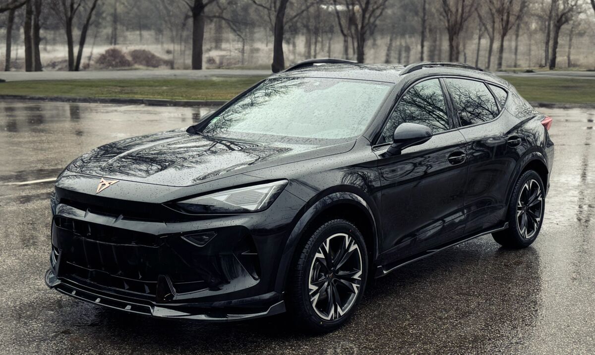 Gloss Sideskirt Aero blades for Cupra Formentor Facelift - Image 7