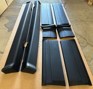 M-Technic II Side Door pods/ fender panels/ Sideskirts For E30 83-91 Saloon/ Touring MT2 - ABS