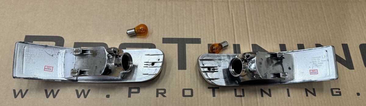 OE Look Smoked Front Turnsignal Lights/ Indicators For Porsche 911 (993) 1993-1998 - Image 5