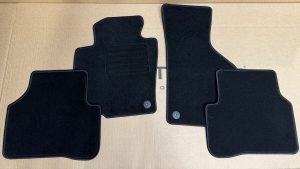 Genuine Hanns Glass Black Velour floor mats carpets set For VW Passat B6/B7/CC
