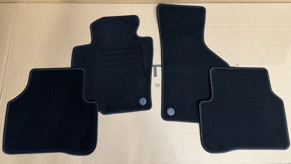Genuine Hanns Glass Black Velour floor mats carpets set For VW Passat B6/B7/CC