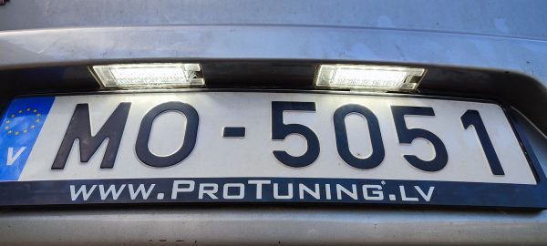 LED License Plate Light for Alfa Romeo 159 - Image 4