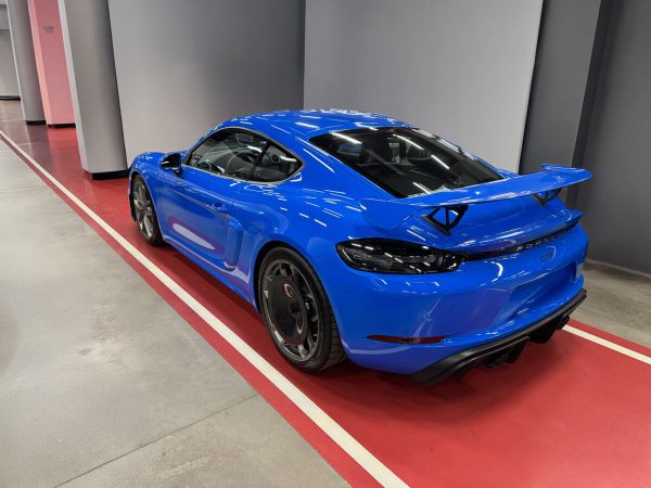Carbon Aerodynamic disc set rear wheel discs covers for the Porsche Cayman GT4 718 - Image 2