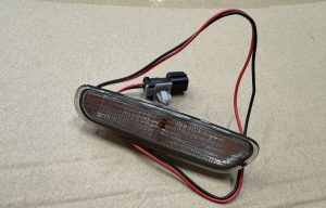 LEFT Black Smoked Front Bumper Side Marker/ Corner Light Indicator (Turnsignal) For Volvo S40 / V40 MK1 1996-1999