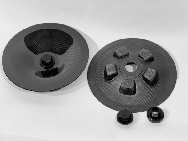 Carbon Aerodynamic disc set rear wheel discs covers for the Porsche Cayman GT4 718 - Image 10