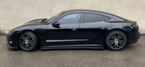 Black Matte side skirts spoilers For Porsche Taycan Base / 4 / 4S