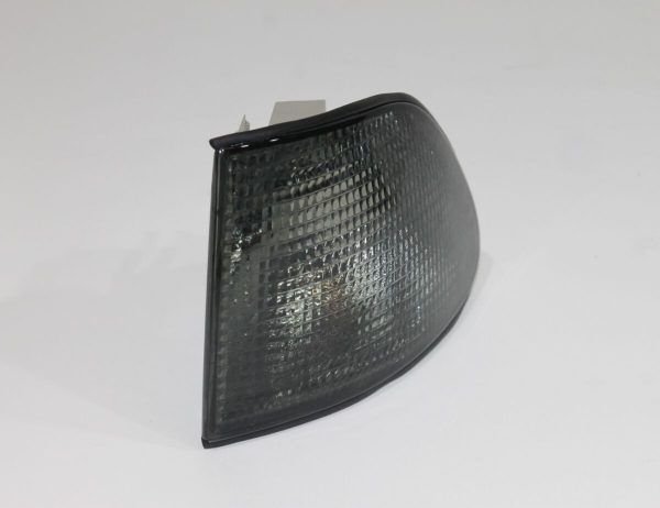 Black Smoked Left Turnsignal For BMW E38 94-98 Prefacelift - Image 3