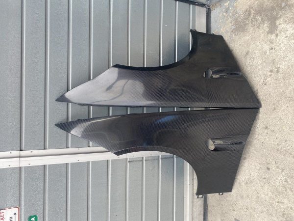 Set of Clearcoated Carbon Fibre front wing fender for BMW E92 E93 M3 - Image 11