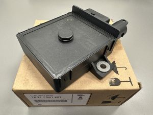 Genuine BMW 6 cylinder M57 Preheating control unit glow plug Diesel system