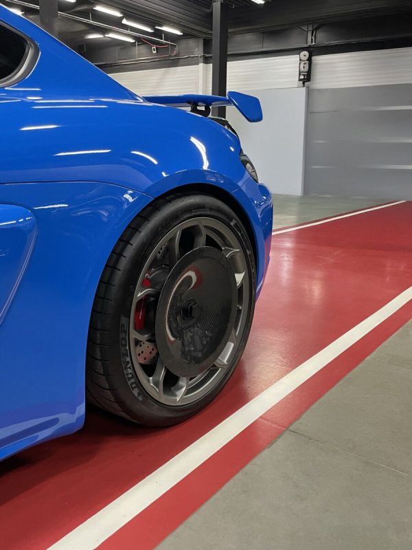 Carbon Aerodynamic disc set rear wheel discs covers for the Porsche Cayman GT4 718 - Image 5