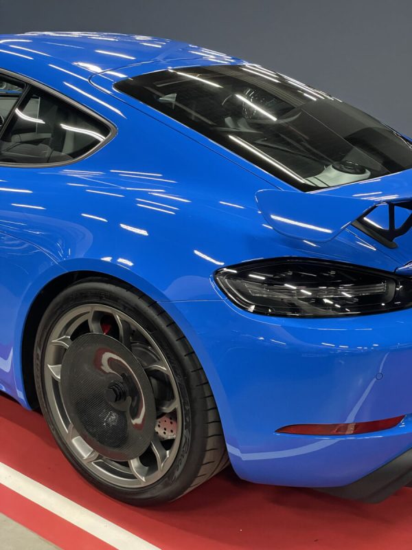 Carbon Aerodynamic disc set rear wheel discs covers for the Porsche Cayman GT4 718 - Image 7