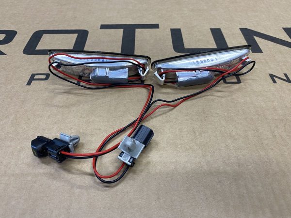 Black Smoked Front Bumper Side Markers/ Corner Lights Indicators (Turnsignals) For Volvo S40 / V40 MK1 1996-1999 - Image 8