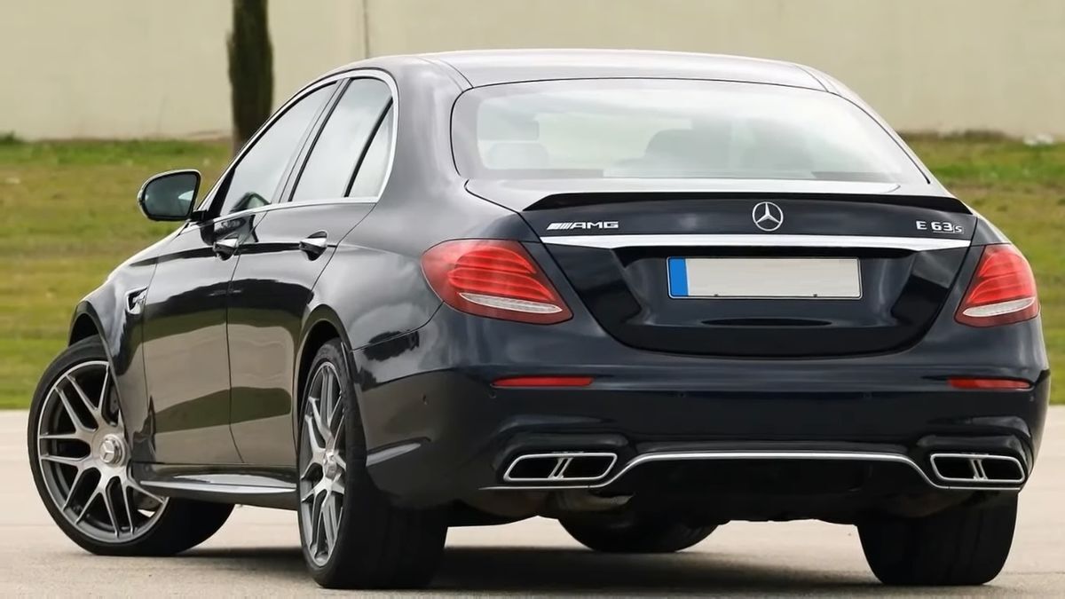 ANG E63 Style Black Matt Rear Trunk spoiler Lip For Mercedes W213 - Image 8