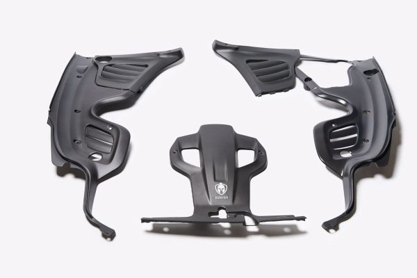 CARBON Performance engine bay cover set for Ferrari GTC4Lusso V12 - Image 3