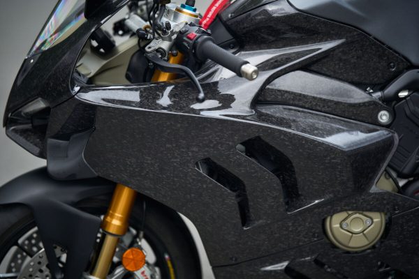 Forged carbon bodykit fairing kit for Ducati Panigale V4S - Image 2