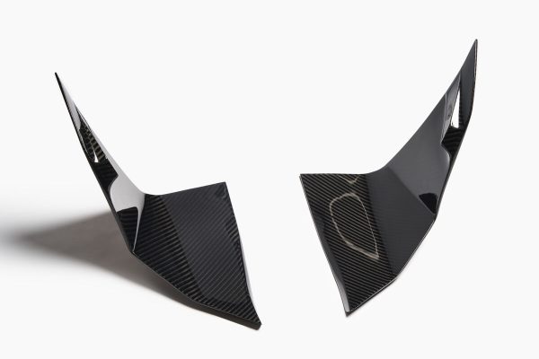 Rear bumper side Diffuser Splitter for Mercedes AMG GT R C190 / R190 - Image 3