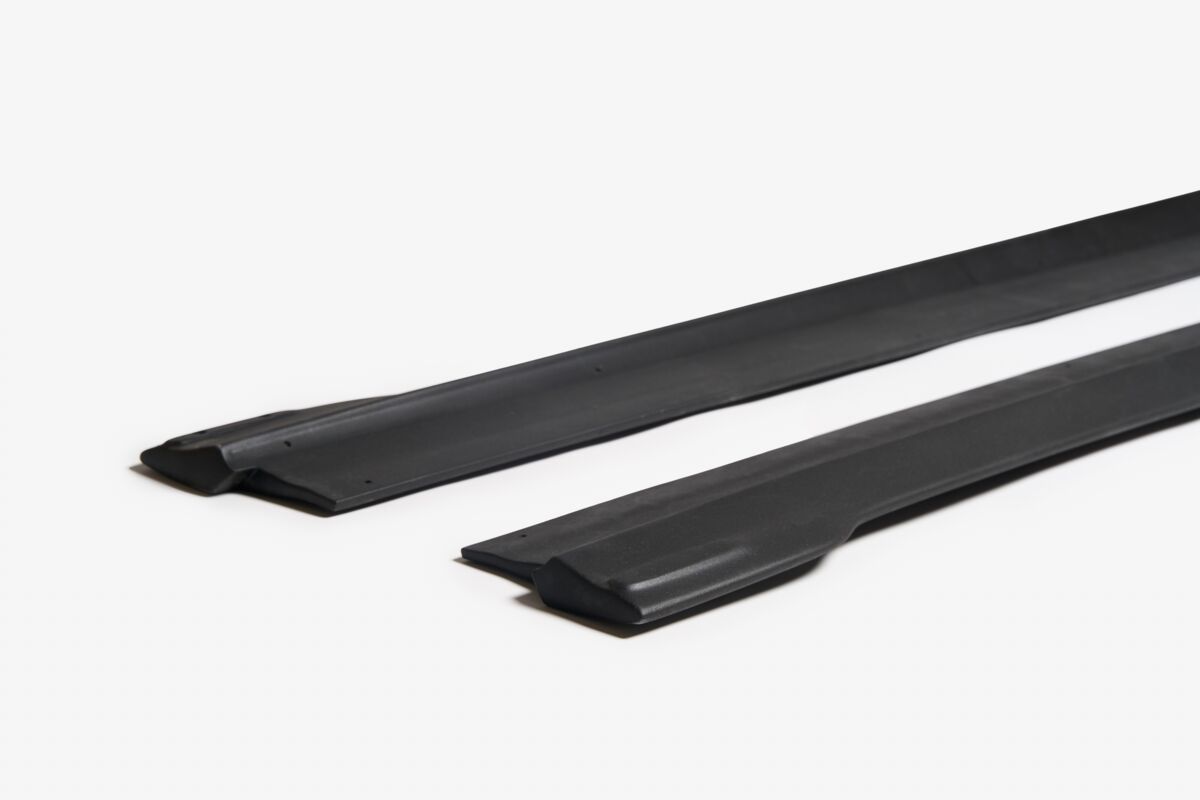 Black Matte Sideskirt Aero blades for Huracan STO - Image 4