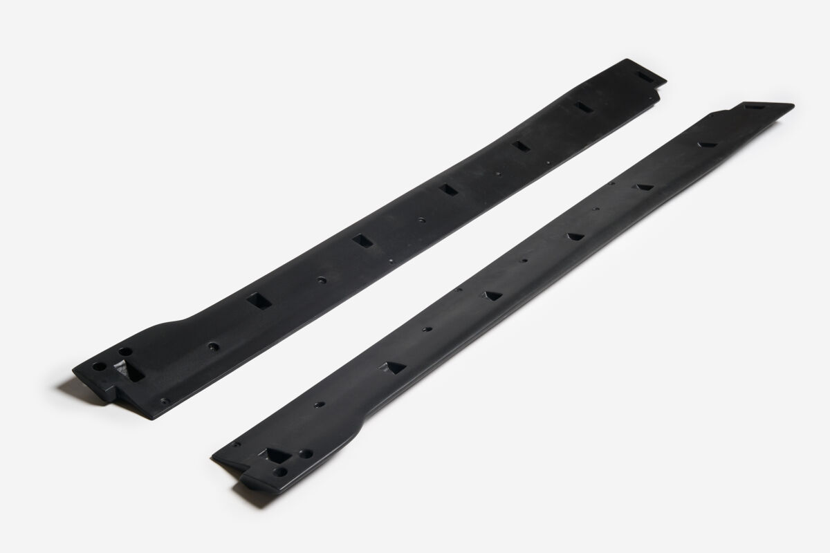 Black Matte Sideskirt Aero blades for Huracan STO - Image 5