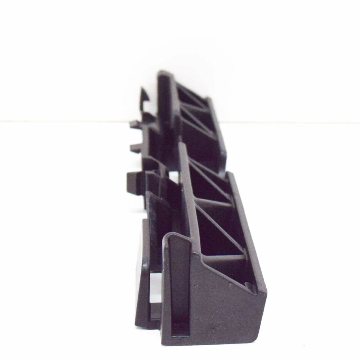 NEW GENUINE AUDI A6 C7 2011 2016 FRONT RIGHT SIDE TRIM HOLDER BRACKET 4G0853922B - Image 5