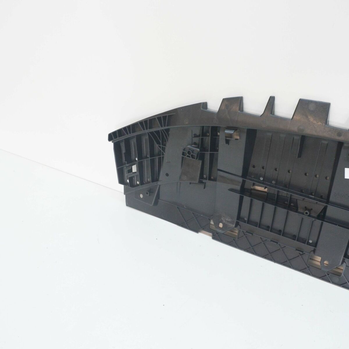 GENUINE AUDI Q3 2015-2018 FRONT UNDER ENGINE CLOSING ELEMENT COVER 8U0807233H - Image 5