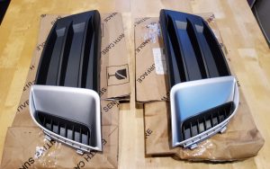 Ambition Genuine SET Front Bumper Side Vents Grills Air Intake For Audi A3 8V 17-19 Facelift SE