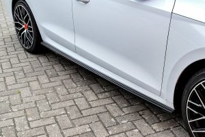 Performance Side skirts addons / Blades / diffusers / sill covers ForSkoda Octavia RS NX 2020+