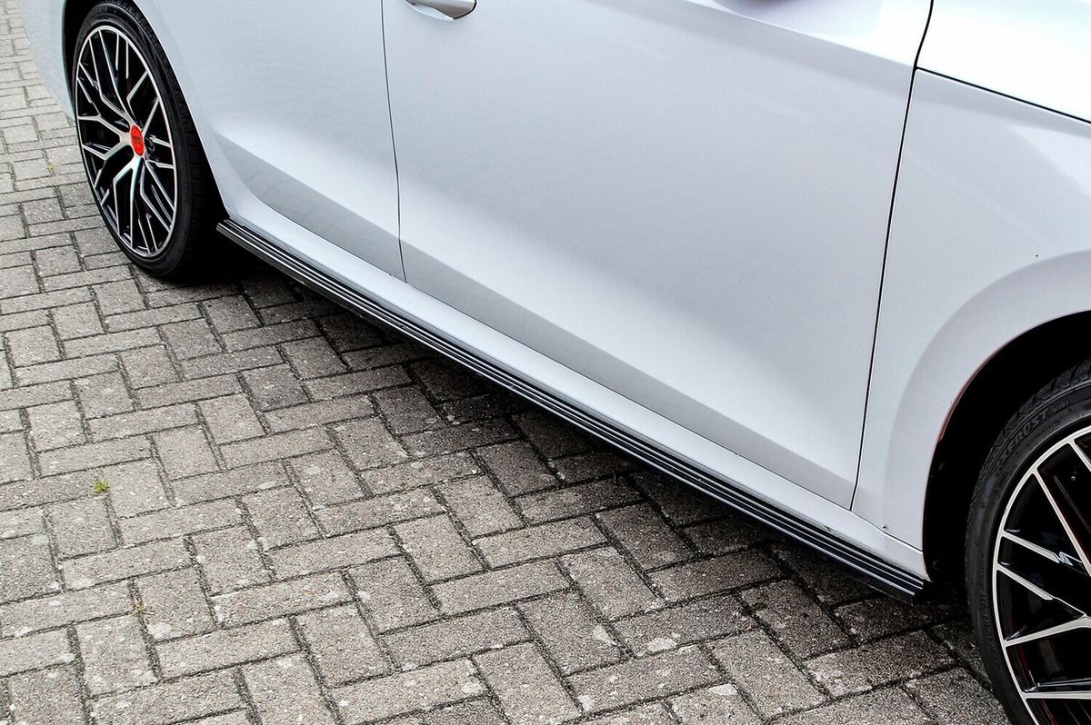 Performance Side skirts addons / Blades / diffusers / sill covers ForSkoda Octavia RS NX 2020+