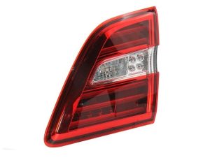 NEW GENUINE MERCEDES-BENZ ML CLASS RIGHT SIDE TRUNK LIGHT A1669068501