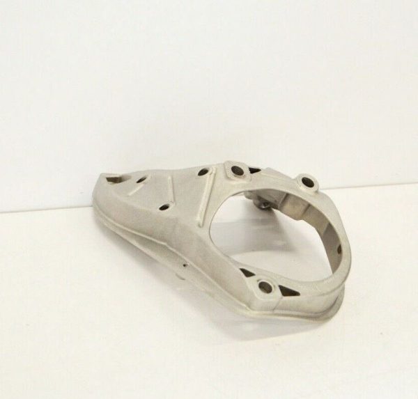 NEW GENUINE PORSCHE MACAN TURBO 2014 - 2018 RIGHT ENGINE SUPPORT MOUNTING 95B399332B - Image 4