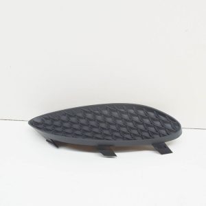 NEW GENUINE MERCEDES BENZ CLA C117 13-19 FRONT BUMPER SIDE GRILL RIGHT A1178852400