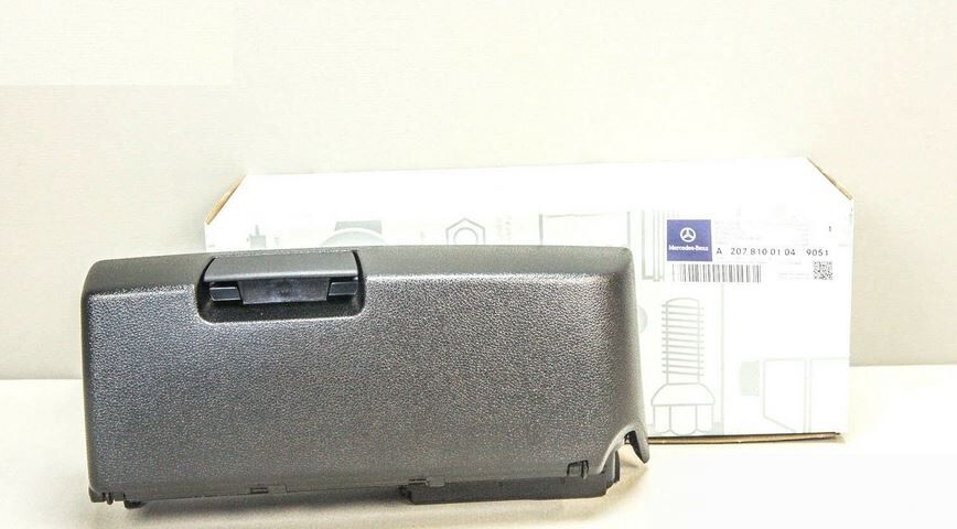 NEW GENUINE MERCEDES BENZ MB E CLASS W207 UNDER SEAT STORAGE BOX LEFT N/S A20781001049051 - Image 4