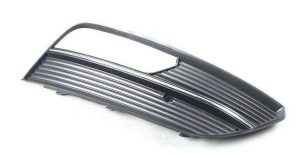 NEW GENUINE AUDI A3 13-16 O/S RIGHT BUMPER FOG LIGHT BLACK GRILL 8V3807682 9B9
