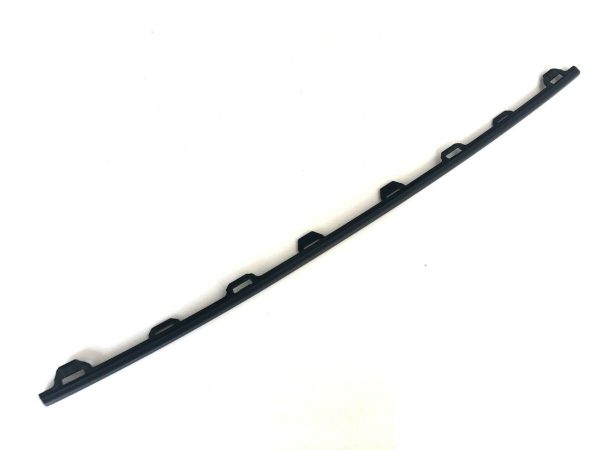 NEW GENUINE VW POLO GTI 15-17 FRONT BUMPER LOWER CENTER GRILL UPPER TRIM BLACK 6C0853101F9B9