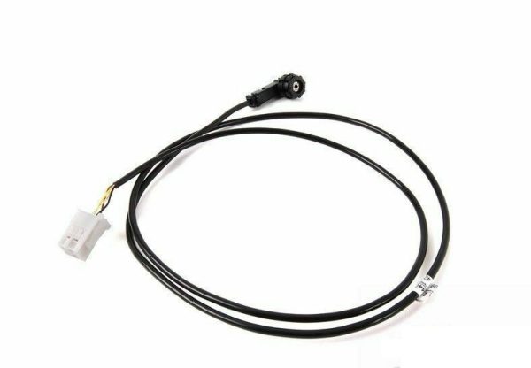 NEW GENUINE MERCEDES BENZ MB E CLK C CLASS W208 W210 W202 AUXILIARY INPUT CABLE A2104405005