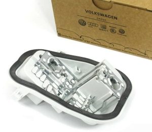 NEW GENUINE AUDI A6 AVANT C6 2009-2011 REAR OUTER BULK HOLDER LEFT N/S 4F9945221C