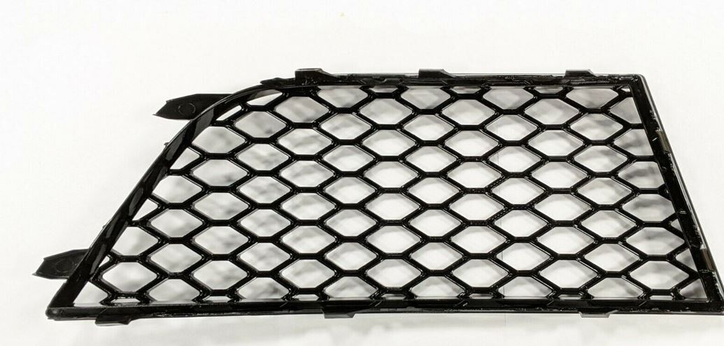 NEW GENUINE AUDI RS4 B8 N/S LEFT FRONT LOWER GRILL GLOSS BLACK 8K0807681P T94