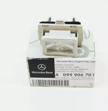 NEW GENUINE MERCEDES BENZ MB C CLASS W205 NUMBER LICENSE PLATE LED LIGHT 1PCS A0999067000