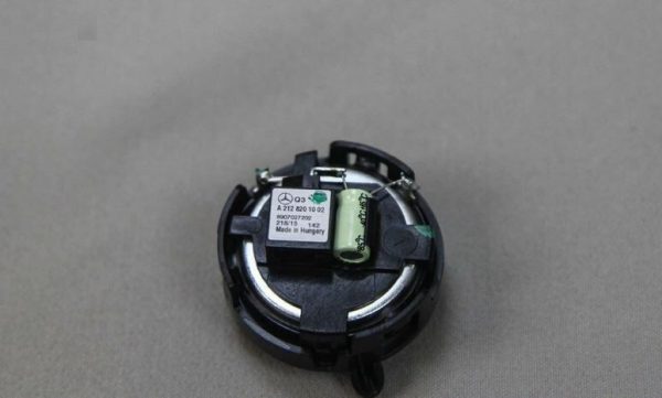 NEW GENUINE MERCEDES MB A B C CLA E GLA S CL CLASS HARMAN KARDON TWEETER SPEAKER A2128201002 - Image 2