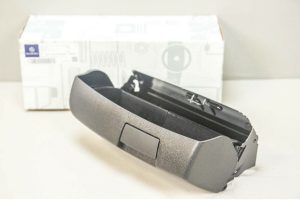 NEW GENUINE MERCEDES BENZ MB E CLASS W207 UNDER SEAT STORAGE BOX RIGHT O/S A20781002049051