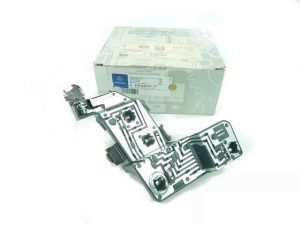 NEW GENUINE MERCEDES BENZ MB CLK CLASS W209 TAIL LIGHT LAMP BULB SUPPORT LEFT A2098200177