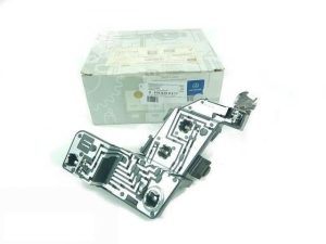 NEW GENUINE MERCEDES BENZ MB CLK CLASS W209 TAIL LIGHT LAMP BULB SUPPORT RIGHT A2098200277