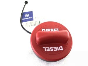 NEW GENUINE MERCEDES MB W176 W117 X156 W205 W213 DIESEL FUEL FILLER SCREW CAP A2224700105