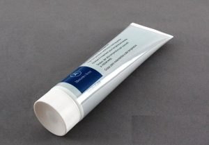 NEW GENUINE MERCEDES-BENZ MB WHEEL BEARING GREASE 150G A002989005110